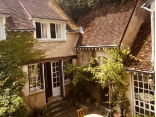 Vends demeure unique alliant charme et histoire