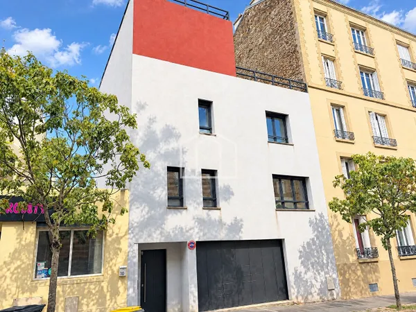 Maison contemporaine de 270 m² avec 120 m2 de terrasse