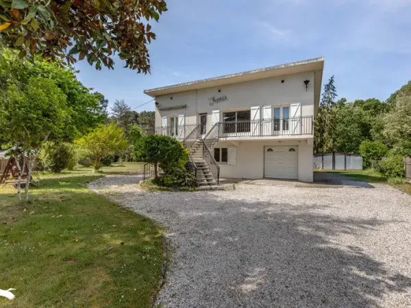 Maison 6 pièces 186 m²