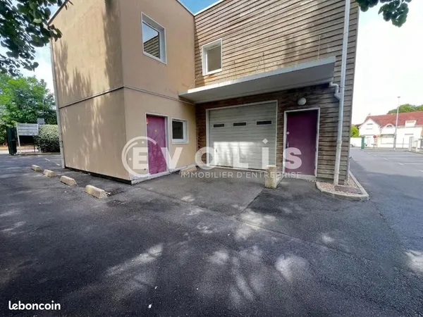 Local d'activité 520 m²