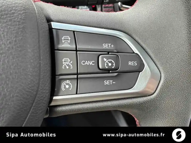 Jeep Compass 1.3 phev t4 240 ch 4xe eawd — photo 21