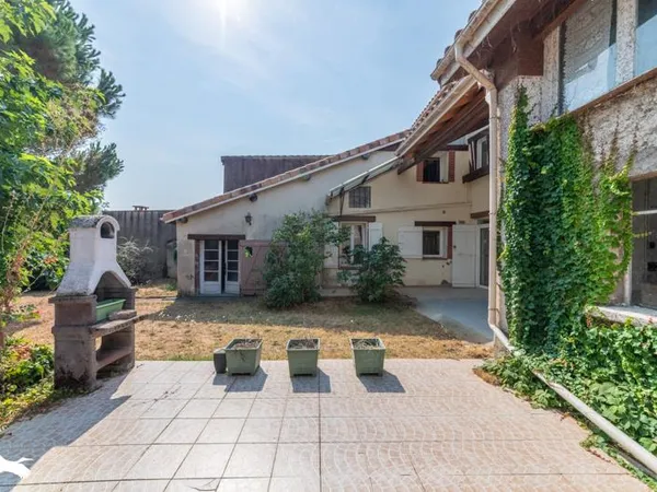 Maison de bourg de 4 pièces principales