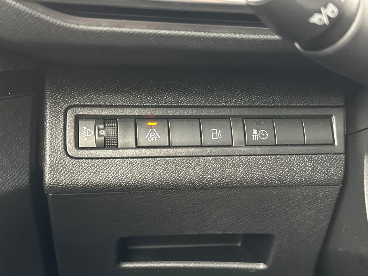 Peugeot 3008 hybrid 225 e-eat8 allure pack — photo 16