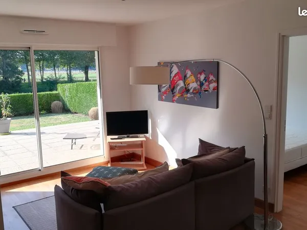 F2 meublé avec terrasse & jardin - centre-ville de caen