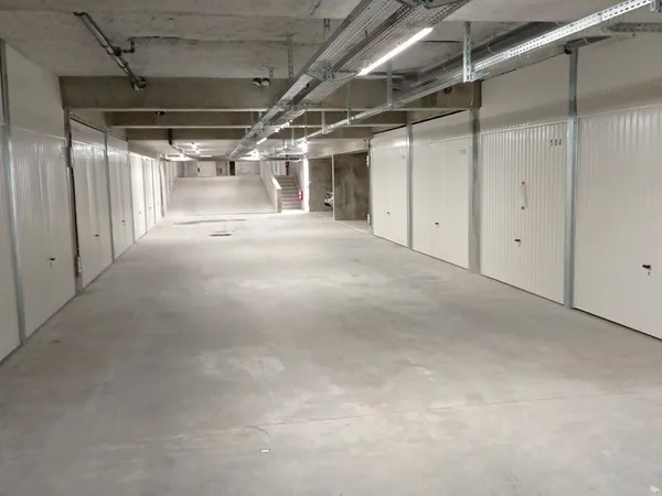 Garage box à louer