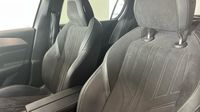 Peugeot 308 1.2 PureTech 130ch S&S GT EAT8 — photo 33