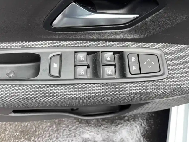 Dacia Sandero eco-g 100 — photo 21