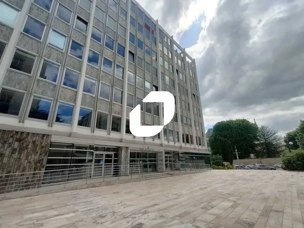 Bureaux 450 m²