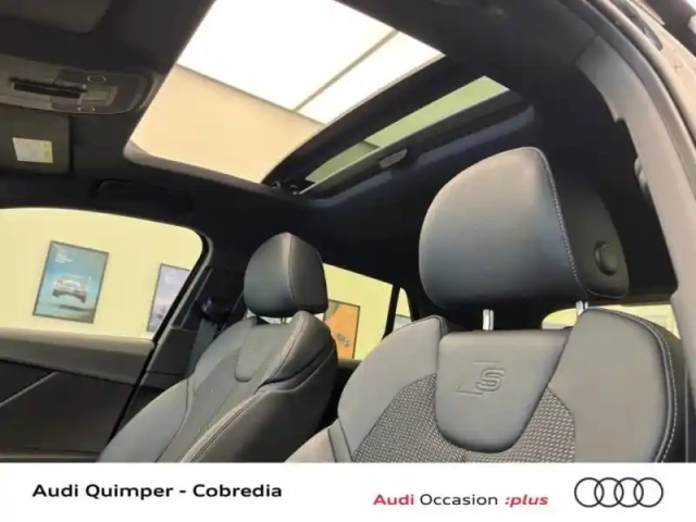 Audi Q2 35 tfsi 150ch s line plus s tronic 7 — photo 11