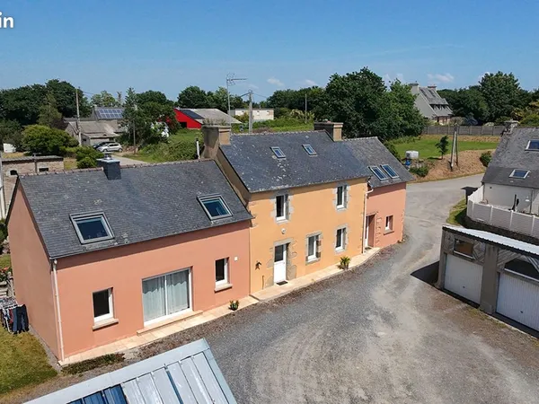 Longère 10 pièces 160 m²
