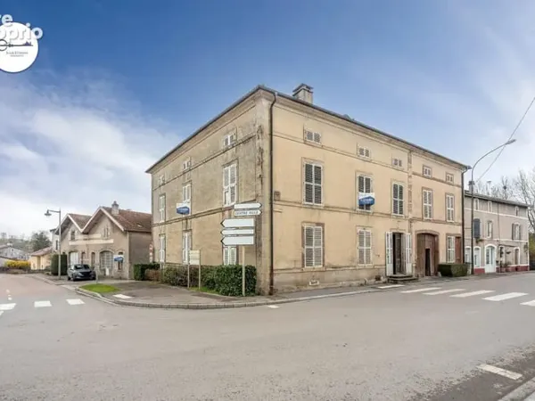 Maison dompaire 21 pieces 365 m2