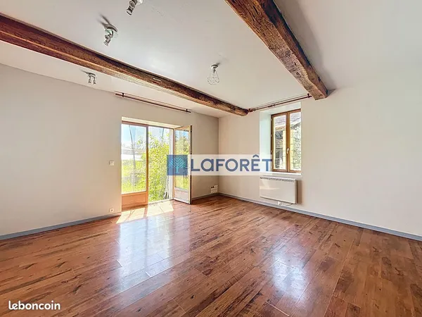Maison 6 pièces 225 m²