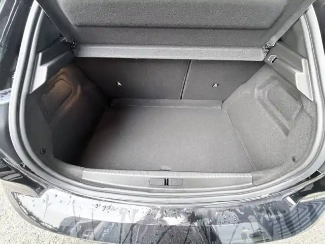 Peugeot 208 hybrid 100 e-dcs6 — photo 59