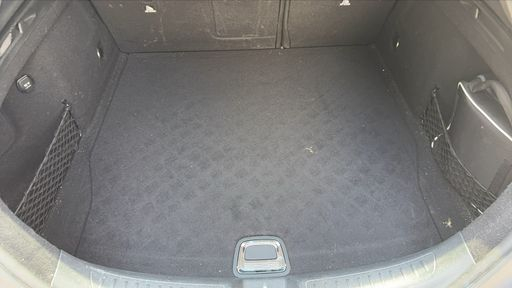 Mercedes Classe CLA 180 122 7G-Tronic - Fascination – 2018 – 74637 km – Essence – Boîte Automatique — photo 28