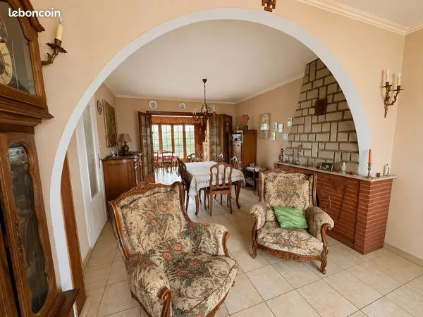 Maison 6 pièces 100 m²