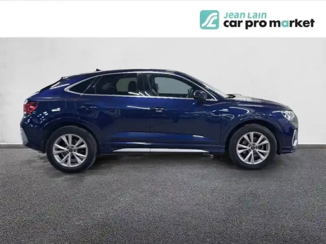 Audi Q3 sportback 35 tfsi 150 ch s tronic 7 — photo 44