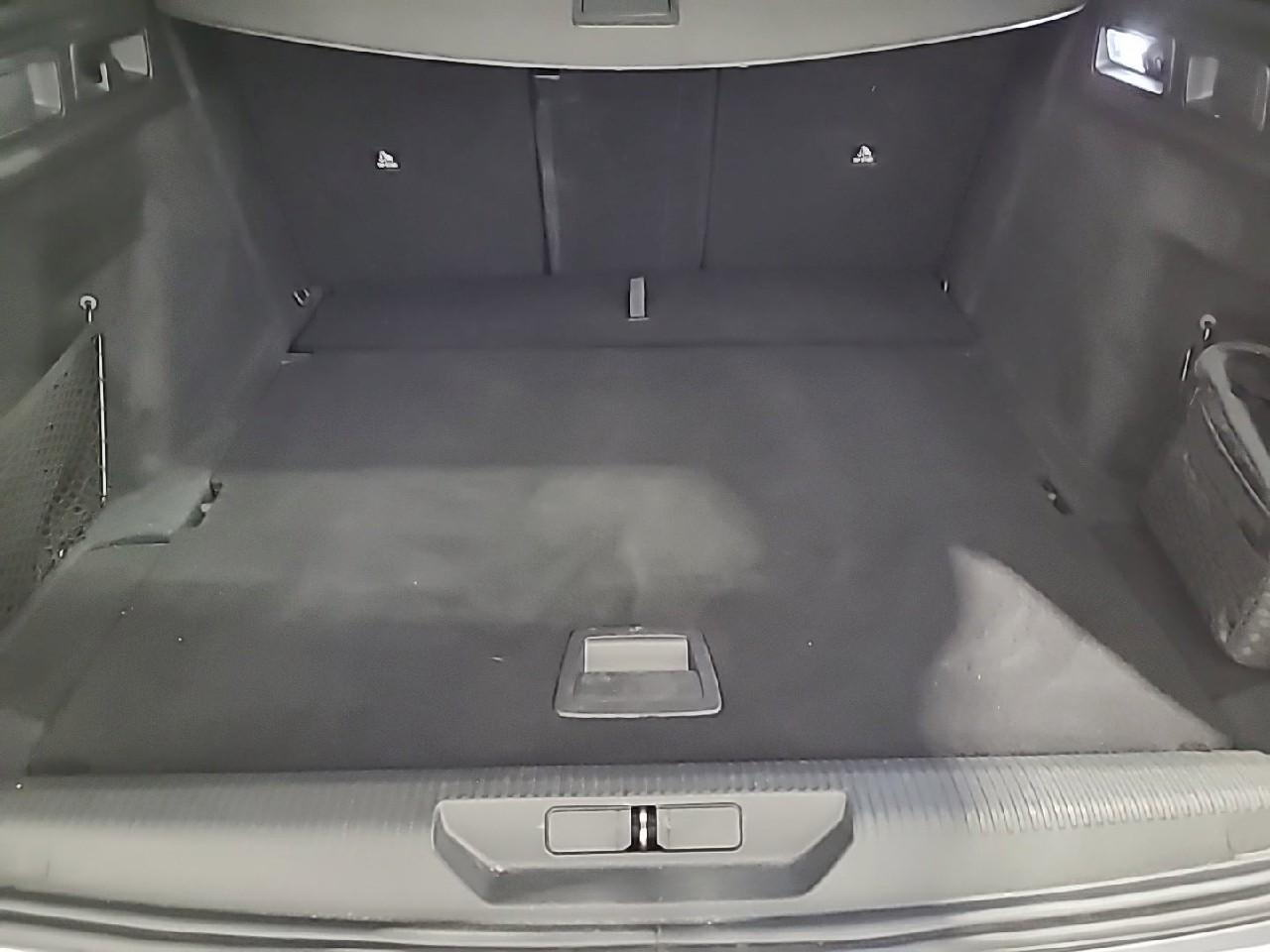 Peugeot 308 sw bluehdi 130ch s&s eat8 allure — photo 14