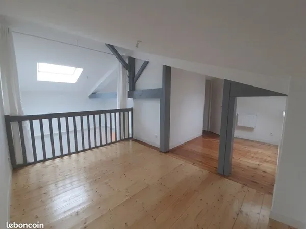 Maison de bourg mitoyenne sans terrain