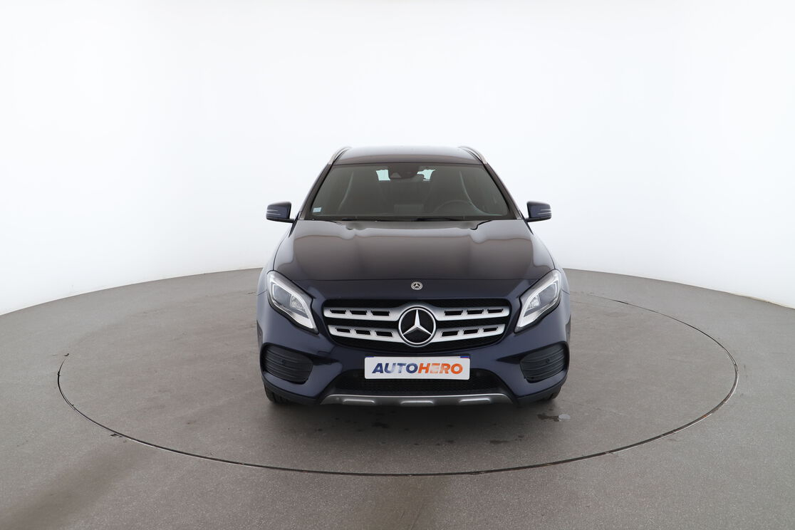 Mercedes-Benz GLA 220 d Fascination 7G-DCT — photo 8