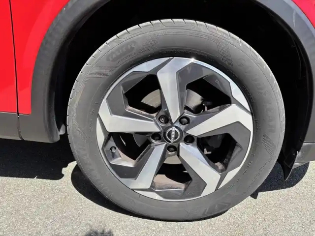 Nissan Qashqai mild hybrid 140 ch — photo 11
