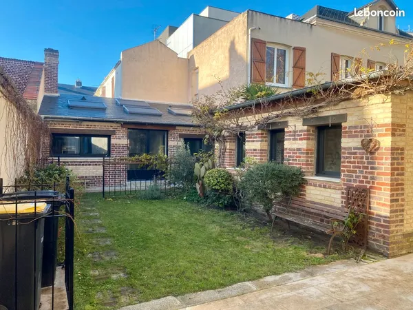 Maisonnette meublée avec espace extérieur privatif