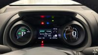 Toyota Yaris 116h Design 5p MY22 — photo 10
