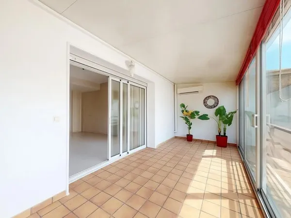 GARE DU SUD ATYPIQUE DUPLEX 73m² + TERRASSES 27m²