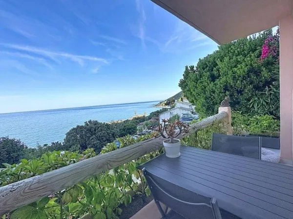 TARCO - Appartement moderne avec jardin et vue mer incroyable