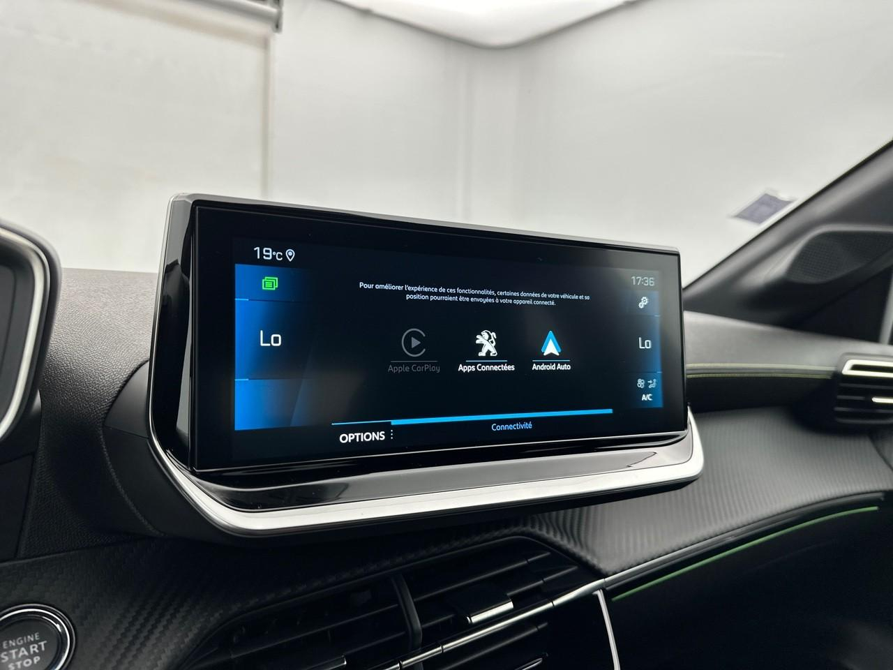 Peugeot 208 puretech 100 s&s bvm6 gt pack — photo 25
