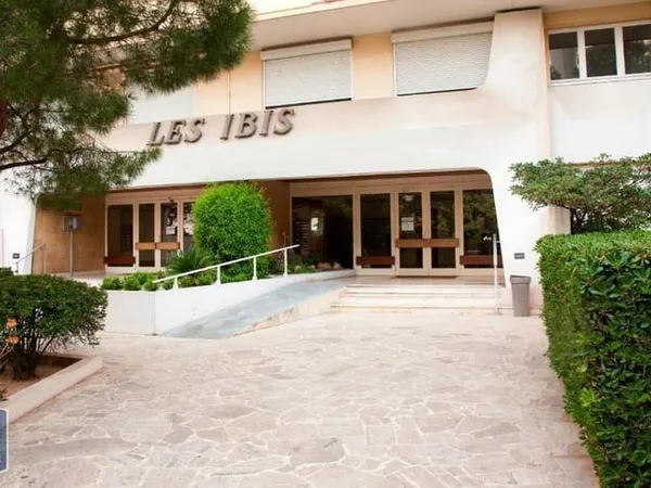 Garage et parking Location Toulon 105€