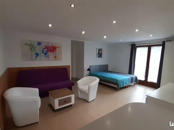 Spacieux Studio 37m² dans villa Fréjus Tour de Mare