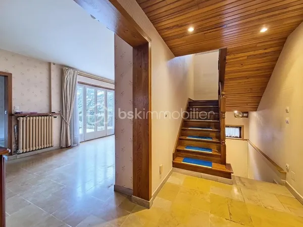 À vendre - Maison familiale avec sous-sol total à Gagny - Quartier pavillonnaire recherché