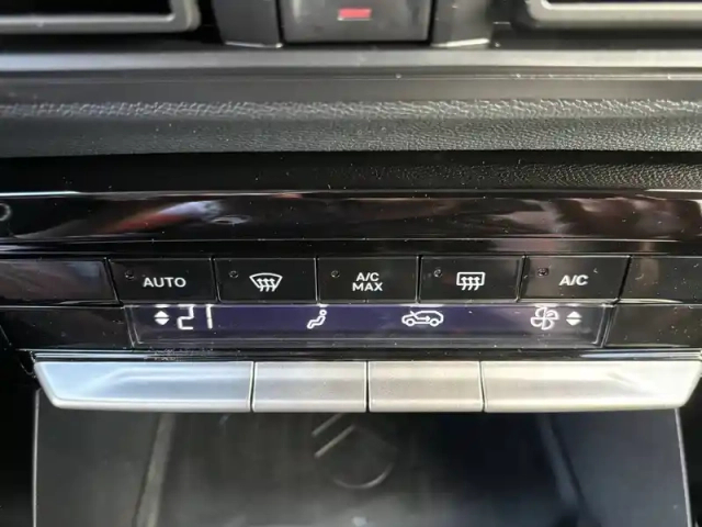 Citroën C3 turbo 100 ch manuelle — photo 17