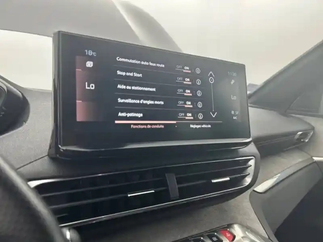 Peugeot 3008 puretech 130ch s&amp;s eat8 — photo 22