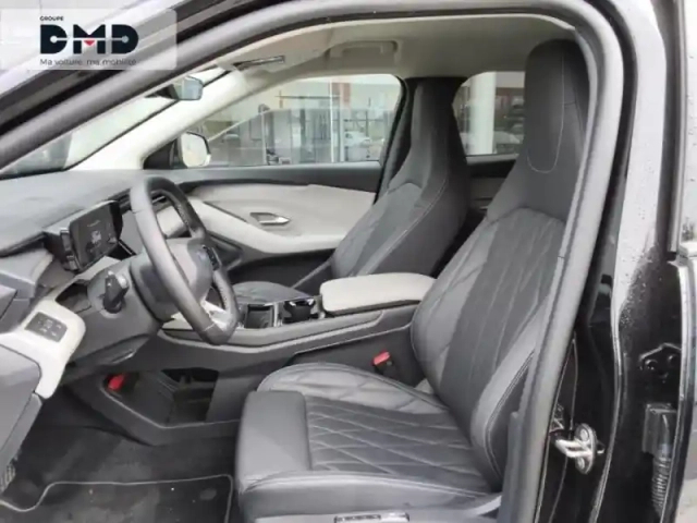 Ford Explorer 286ch extended range 77kwh pack premium rwd — photo 9
