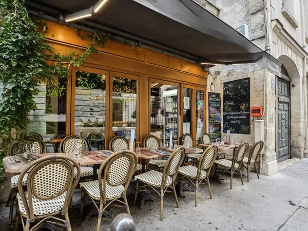 18 rue de la Bûcherie , Murs commerciaux occupés