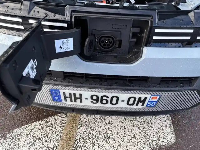 Dacia Spring electric 100 — photo 35