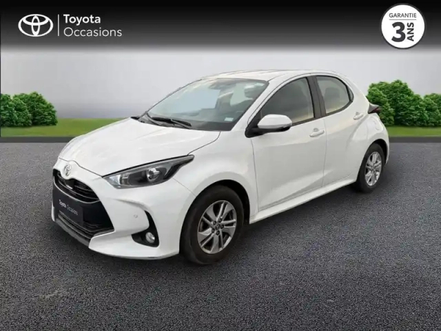 Toyota Yaris 70 vvt-i dynamic business 5p my22