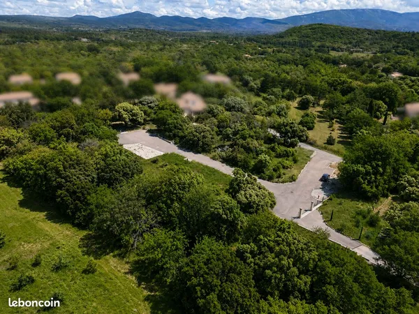 Terrain 1339 m² GRIGNAN