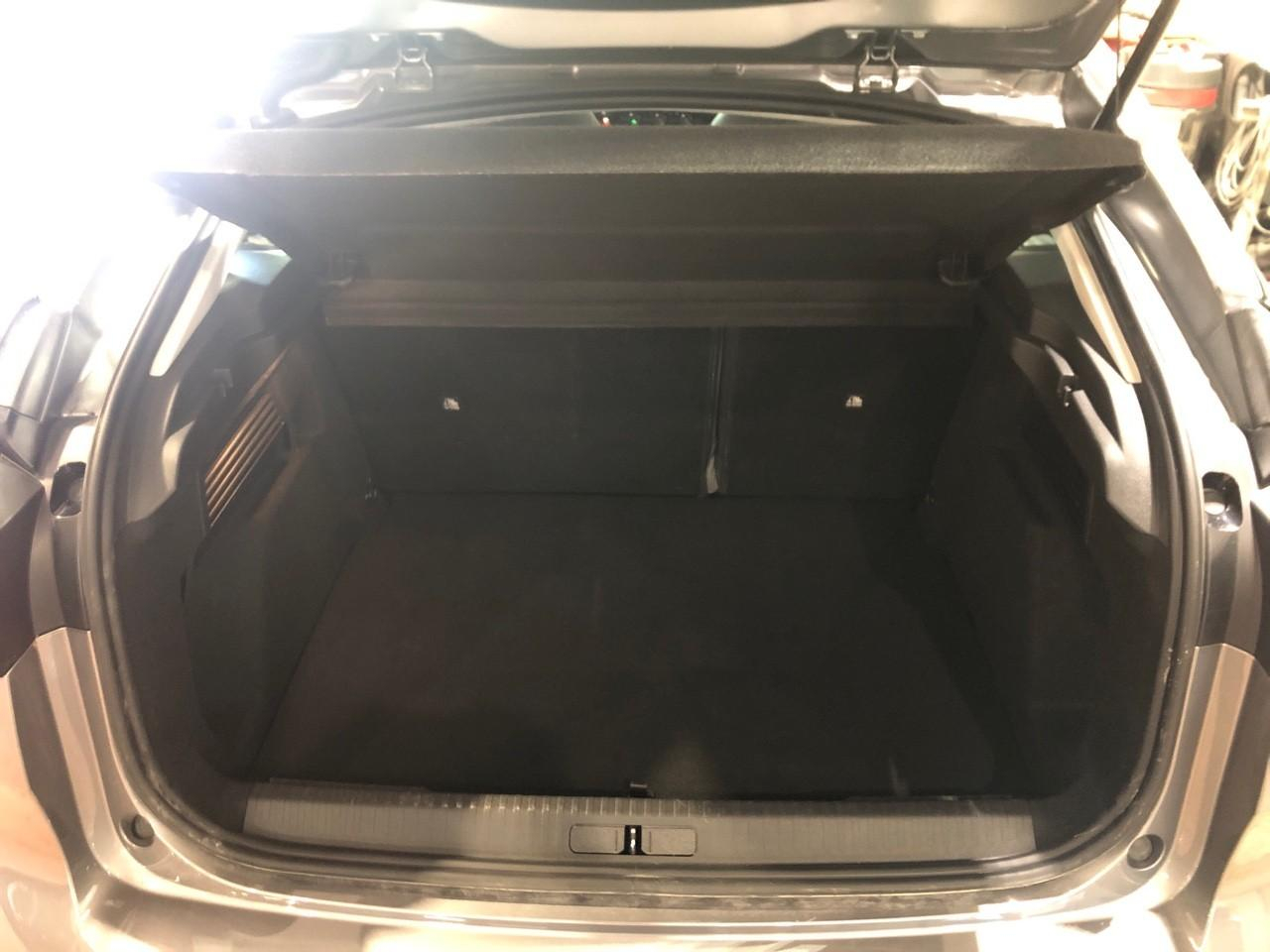 Citroën C4 hybride 136 e-dcs6 plus — photo 6