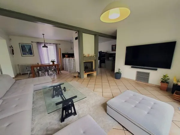 Grande Maison de 170m² avec jardin et garage double