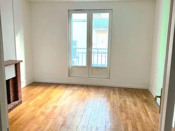 Appartement T2 lumineux avec grand balcon - Plein centre-ville Château-Thierry