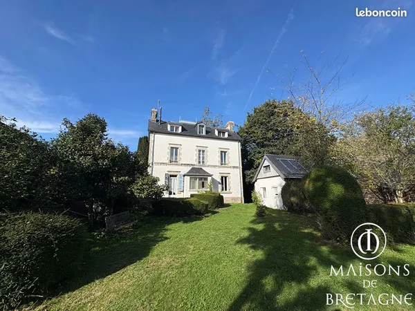Propriété 8 pièces 180 m²