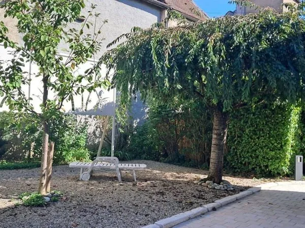 Maison 8 pièces 220 m²