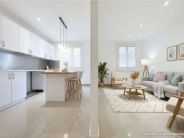 Murs commerciaux 120 m² avec espace aménagé 50 m² Vallauris rue passante
