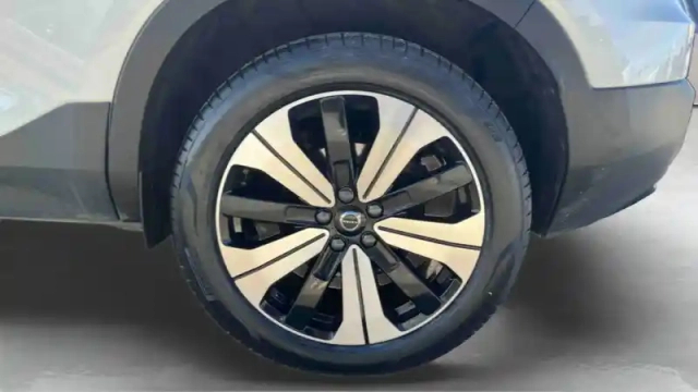 Volvo Xc40 t5 recharge 180+82 ch dct7 — photo 16