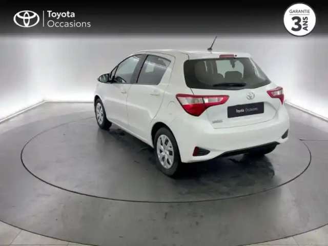 Toyota Yaris 70 vvt-i france connect 5p my19 — photo 2
