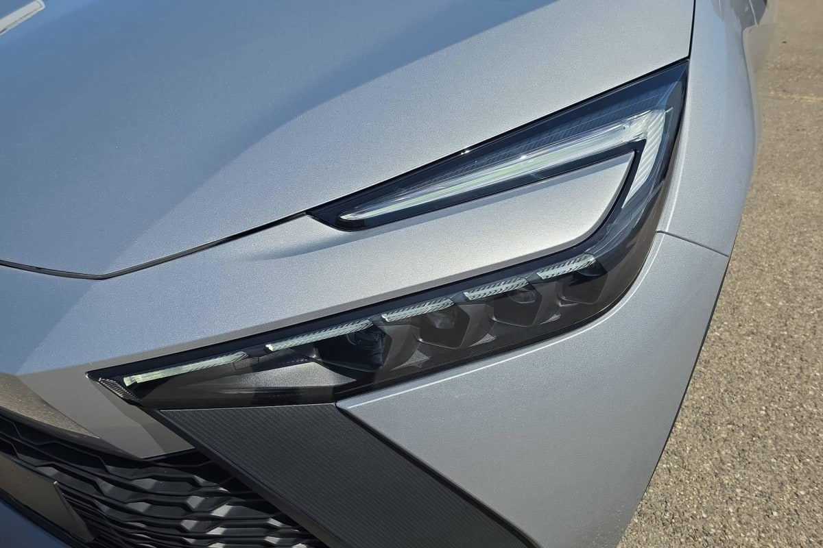 Toyota C-HR — photo 25
