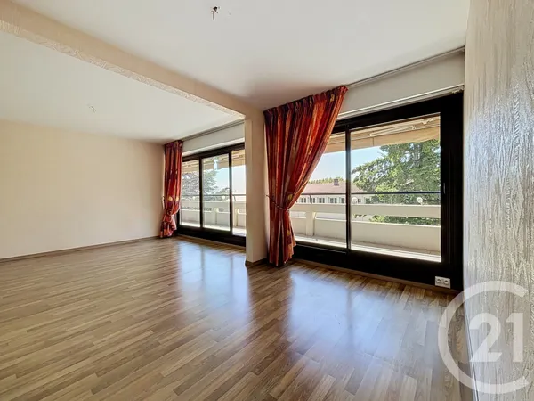 Appartement 4 pièces 70 m²