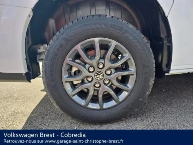 Volkswagen Transporter fg van l1 2.0 tdi 150ch business bva8 — photo 14